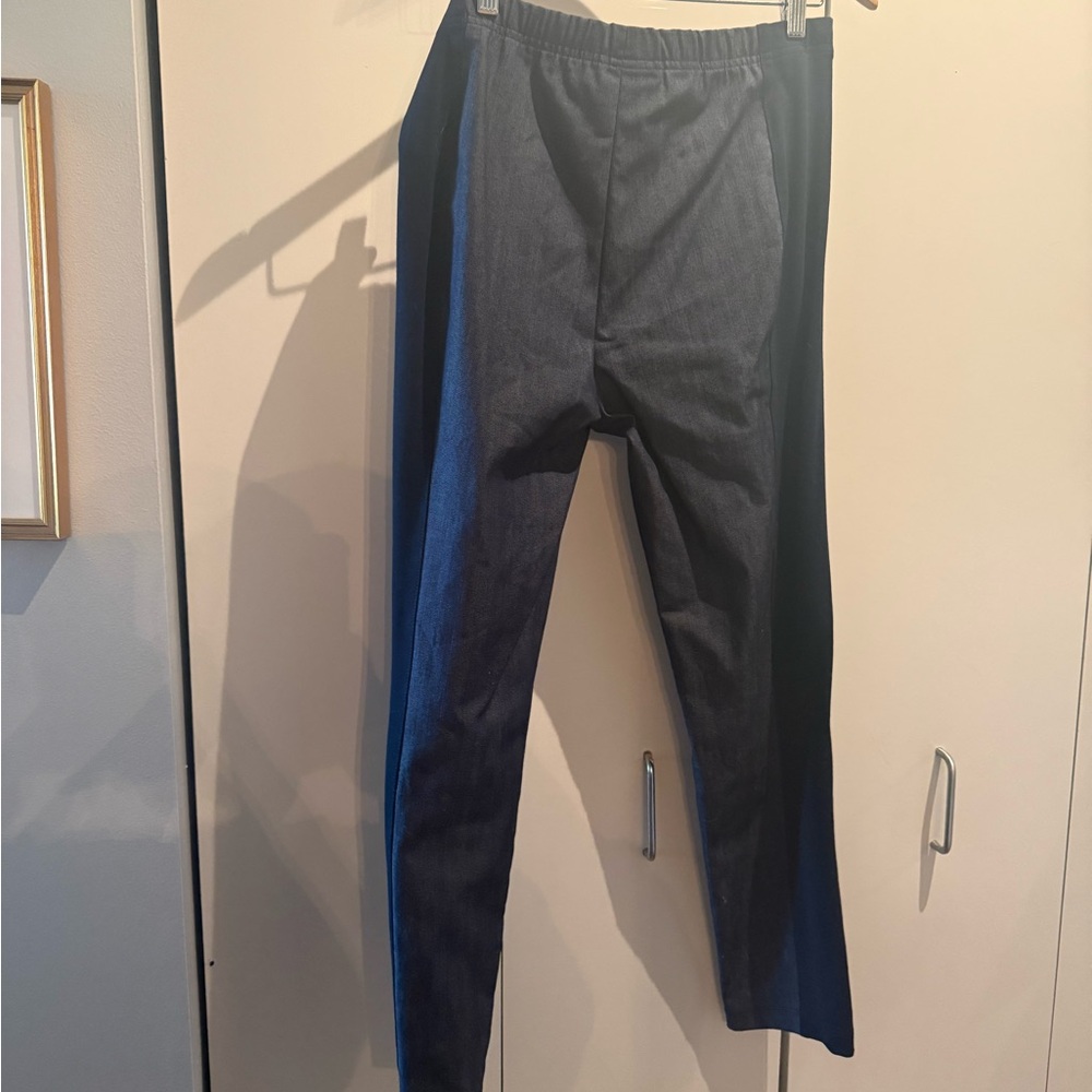 St. John Navy Skinny Pants - Picture 4 of 4